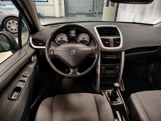 Peugeot 207 vaihtoauto