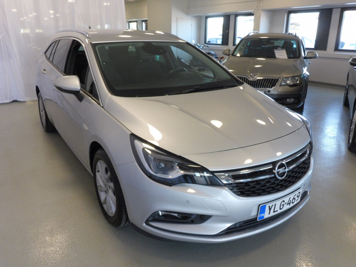Opel Astra vaihtoauto