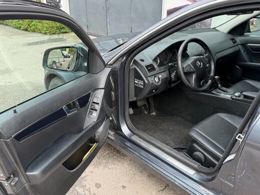 Mercedes-Benz C vaihtoauto