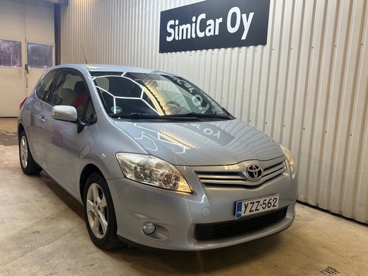 Toyota Auris vaihtoauto