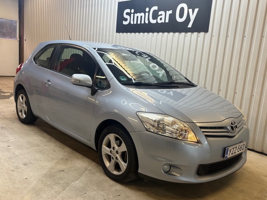 Toyota Auris vaihtoauto