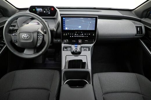 Toyota bZ4X vaihtoauto