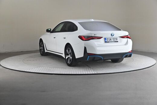 BMW i4 vaihtoauto