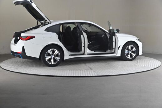 BMW i4 vaihtoauto