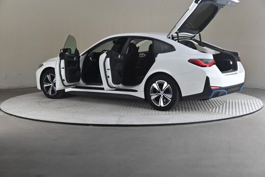 BMW i4 vaihtoauto