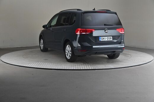 Volkswagen Touran vaihtoauto