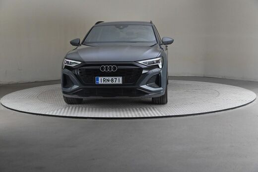 Audi Q8 e-tron vaihtoauto