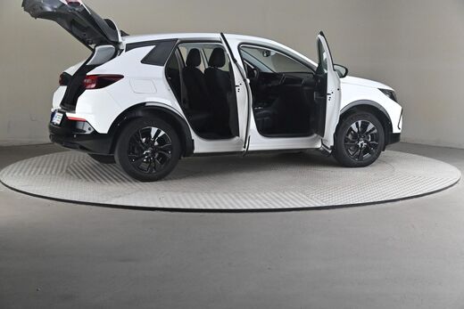 Opel Grandland vaihtoauto