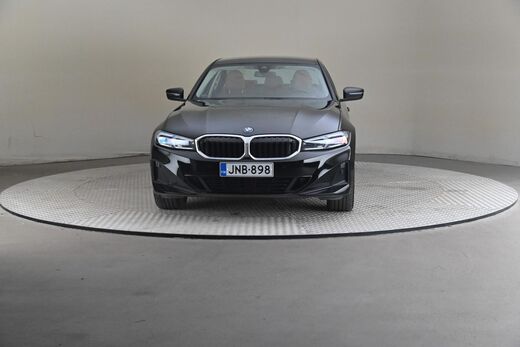 BMW 330 vaihtoauto