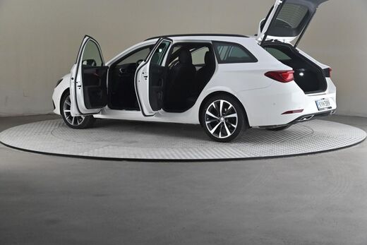 SEAT Leon Sportstourer vaihtoauto