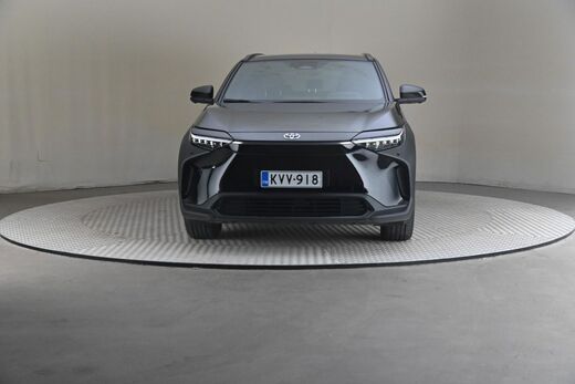 Toyota bZ4X vaihtoauto
