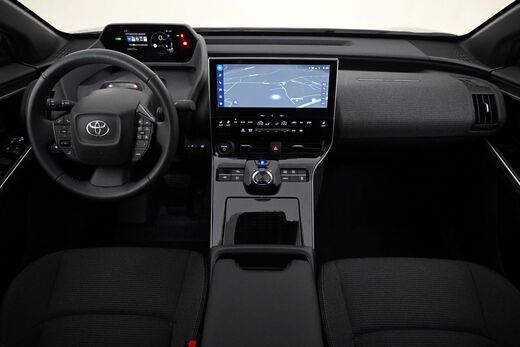 Toyota bZ4X vaihtoauto