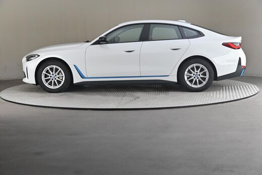 BMW i4 vaihtoauto