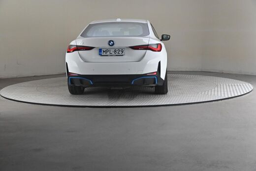 BMW i4 vaihtoauto