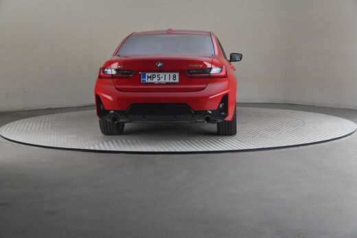 BMW 330 vaihtoauto