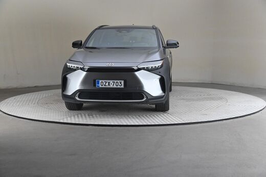 Toyota bZ4X vaihtoauto
