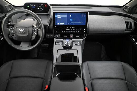 Toyota bZ4X vaihtoauto