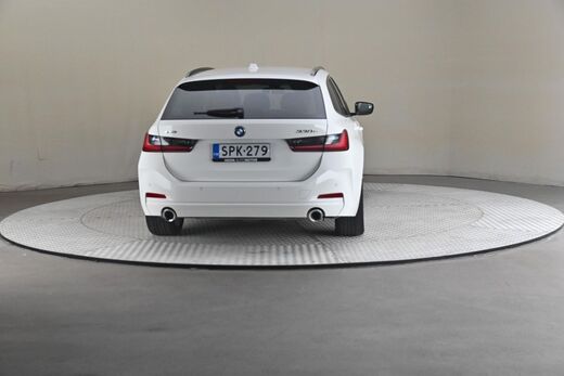 BMW 330 vaihtoauto