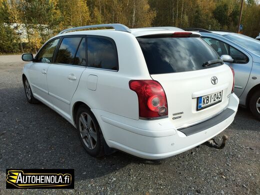 Toyota Avensis vaihtoauto