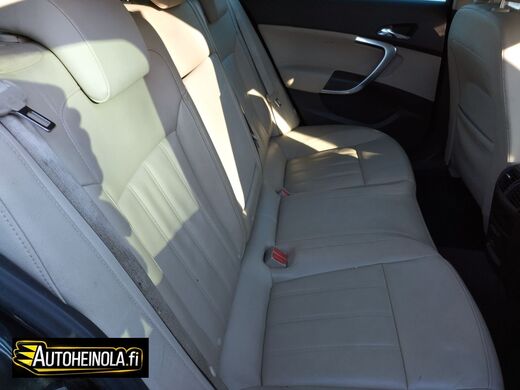 Opel Insignia vaihtoauto