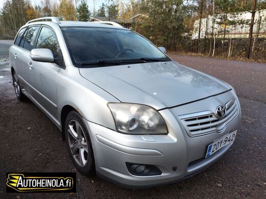 Toyota Avensis vaihtoauto