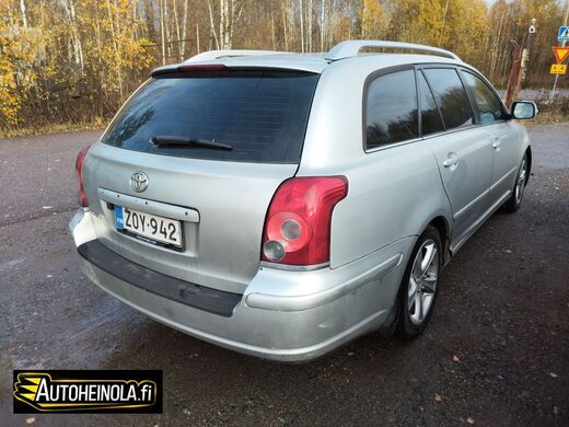 Toyota Avensis vaihtoauto