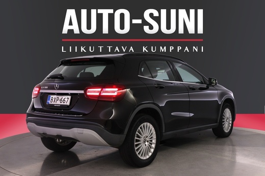 Mercedes-Benz GLA vaihtoauto
