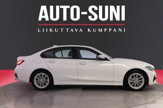 BMW 330 vaihtoauto