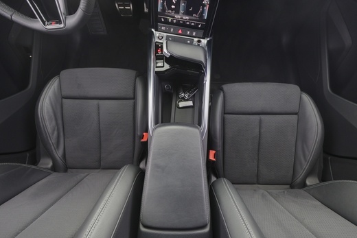 Audi Q8 e-tron vaihtoauto
