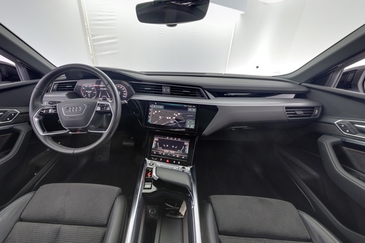 Audi e-tron vaihtoauto