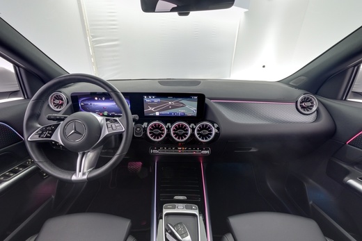 Mercedes-Benz EQA vaihtoauto