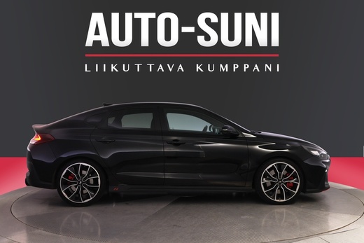 Hyundai i30 Fastback vaihtoauto