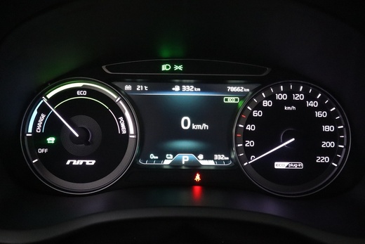 Kia Niro plug-in vaihtoauto