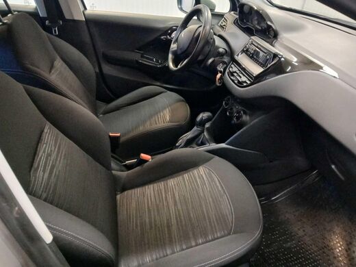 Peugeot 208 vaihtoauto