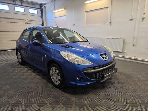 Peugeot 206 + vaihtoauto