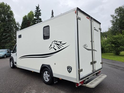 Peugeot Boxer vaihtoauto