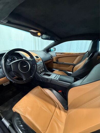Aston Martin DB9 vaihtoauto