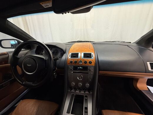 Aston Martin DB9 vaihtoauto