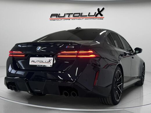 BMW M5 vaihtoauto