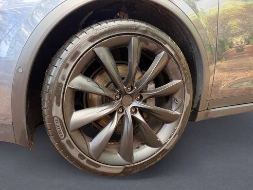Tesla Model X vaihtoauto