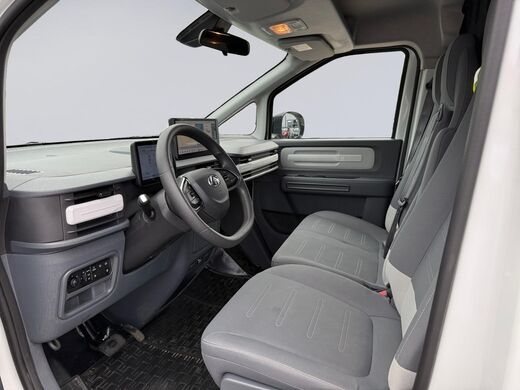 Maxus e-Deliver 5 vaihtoauto