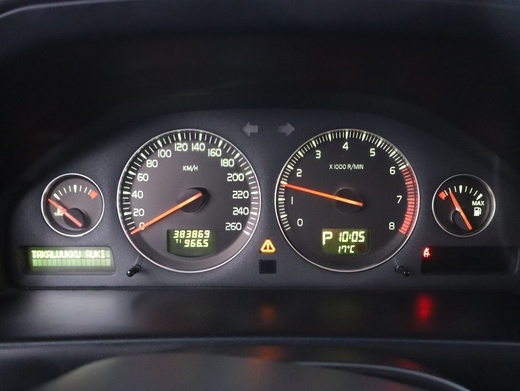 Volvo V70 vaihtoauto