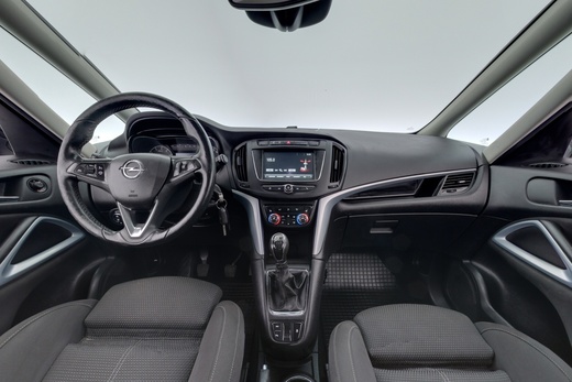 Opel Zafira vaihtoauto