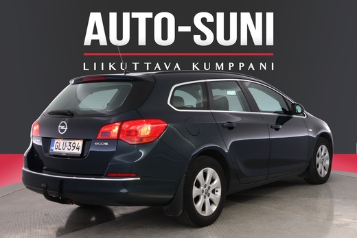 Opel Astra vaihtoauto