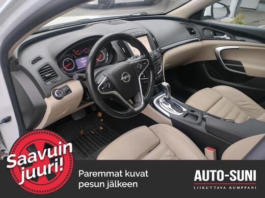 Opel Insignia vaihtoauto