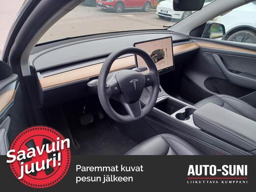 Tesla Model Y vaihtoauto