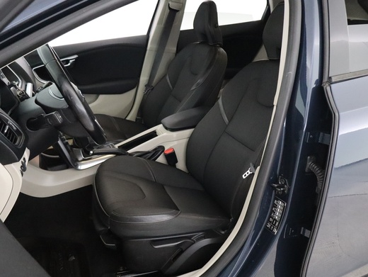 Volvo V40 Cross Country vaihtoauto