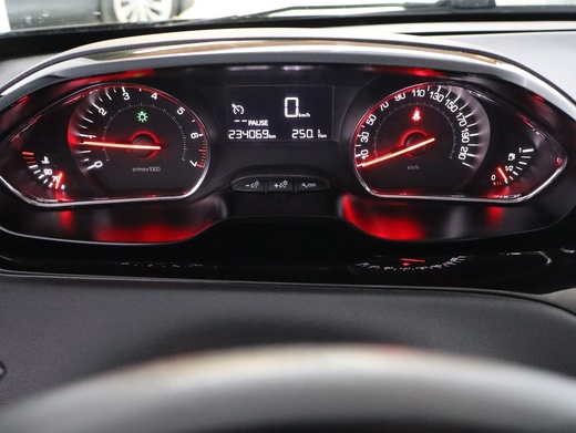 Peugeot 208 vaihtoauto