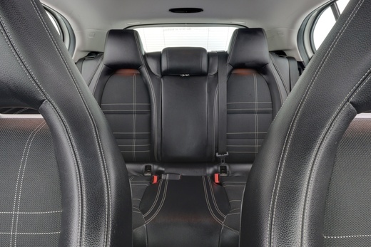 Mercedes-Benz GLA vaihtoauto