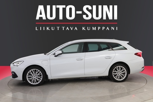 SEAT Leon Sportstourer vaihtoauto